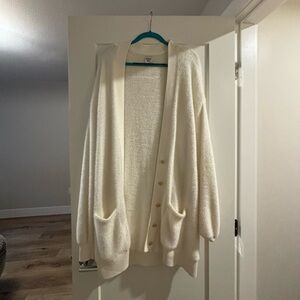 Aritzia cardigan